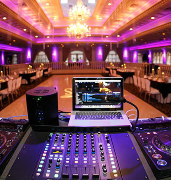 Ayesha Signature Plate